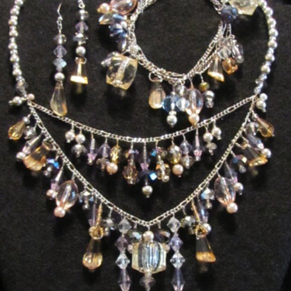 NECKLACE/BRACELET/EARRINGS Jewelry Set - Picture 8 of 9